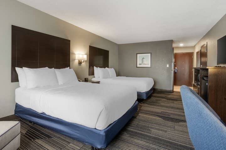 Room 7 of 39