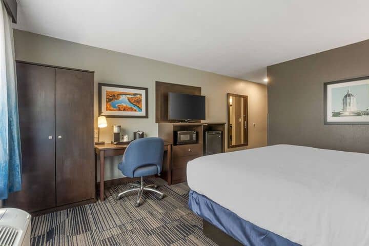Room 14 of 39